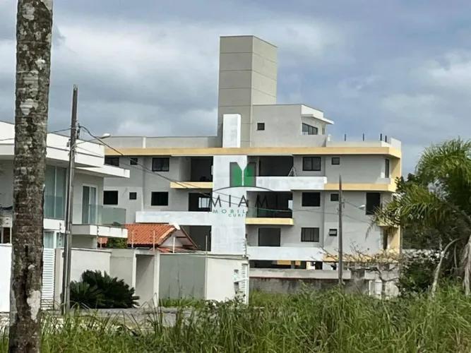Apartamento com 3 dormitórios à venda, 81 m² por R$ 671.000,00 - Mariluz - Itapoá/SC