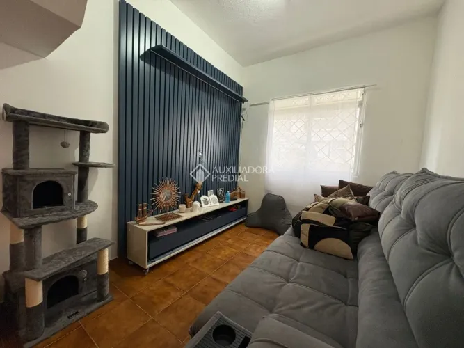 Casa 2 Dormitórios | 100m² Construídos | Agronômica - Florianópolis