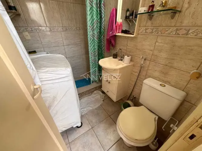 Kitnet/Conjugado : / Residencial / Centro