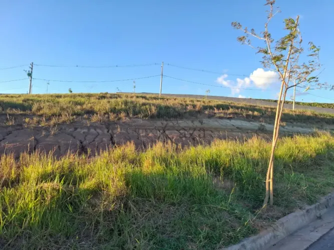Oportunidade - Terreno em Condomínio - Condomínio Mirante Cambuí - 250m² - Estuda Permuta.