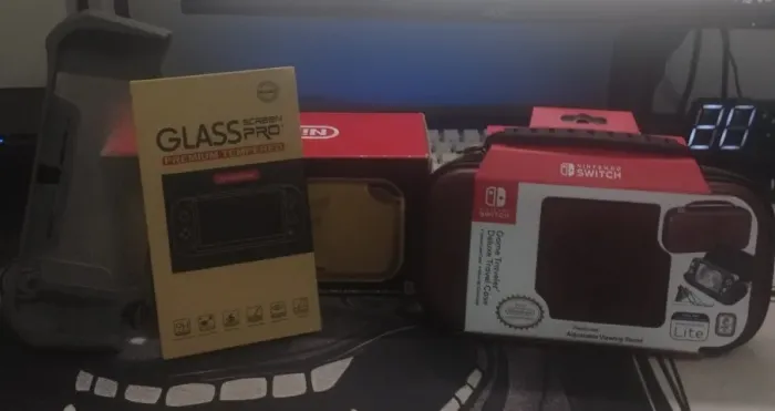 Console Nintendo Switch Lite Hyrule Edition - Desbloqueado