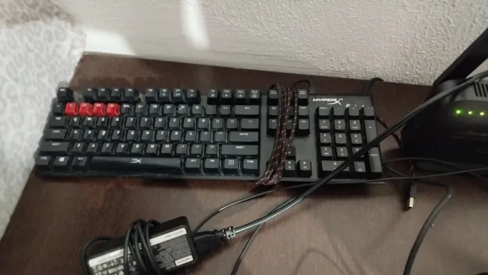Kit gamer( monitor benq 240 hertz) perifericos de alta qualidade