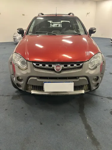Fiat Strada Adventure1.8/ 1.8 Locker Flex CD 2015