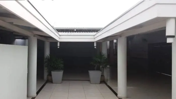 Edícula com piscina à venda, 277 m² por RS 890.000 - Terras de Santa Bárbara - Santa Bárba