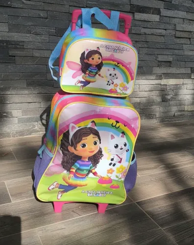 Kit Sestini Gabby e a Casa Mágica - Lancheira NOVA + Mochila (Oportunidade!)