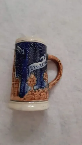 Caneca belga antiga
