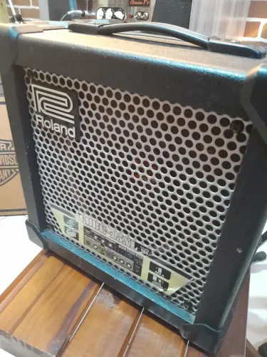 Amplificador roland 15xl cube