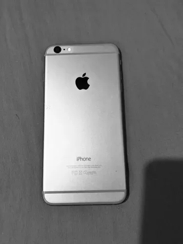 Celular iPhone 6 Plus - Smartphone com 64GB