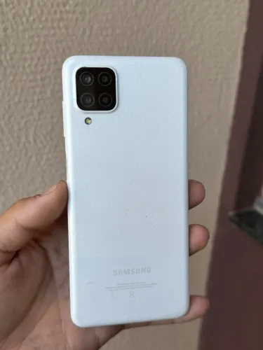 celular usado samsung a12