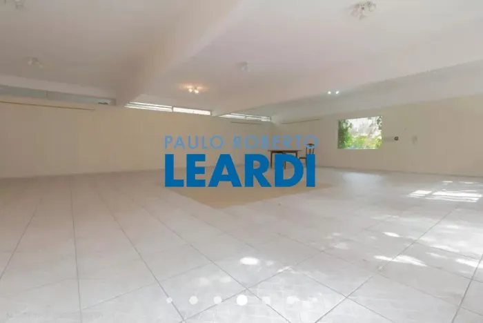 CASA EM CONDOMÍNIO - MORUMBI - SP