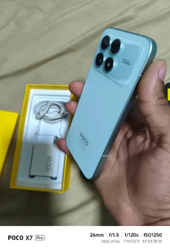 Poco f8 pro 12/512 completo aceito trocas em celulares com volta