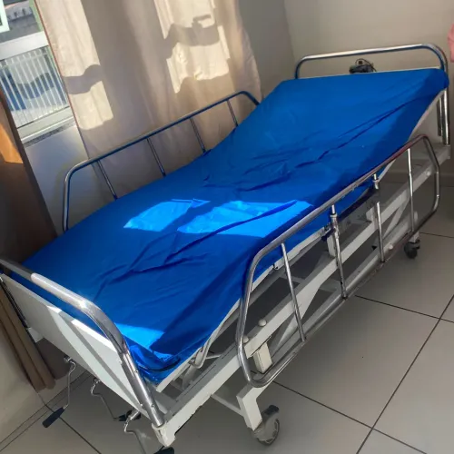 Cama hospitalar 