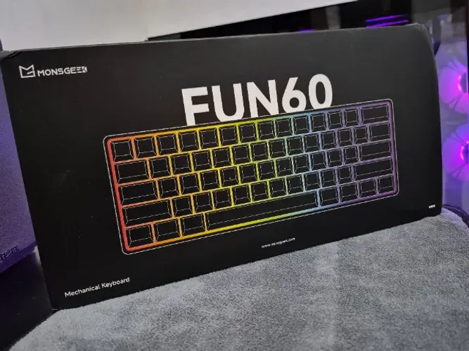 Teclado Magnético MonsGeek Fun60 Pro Hall Effect 8K