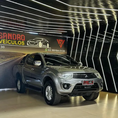 Mitsubishi L200 Triton HPE 3.5 CD V6 24V Flex Aut. 2014