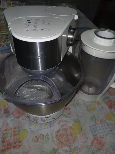 Batedeira planetária kenwood