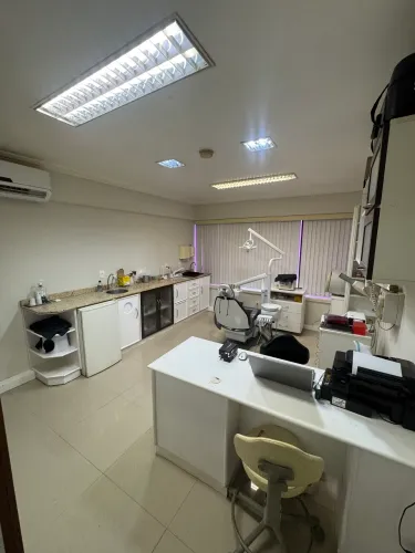 Alugo turno consultório odontológico