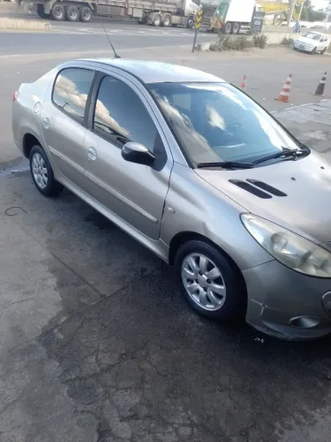 Peugeot 207 Sed. Passion XR Sport 1.4 Flex 8V 4P 2013