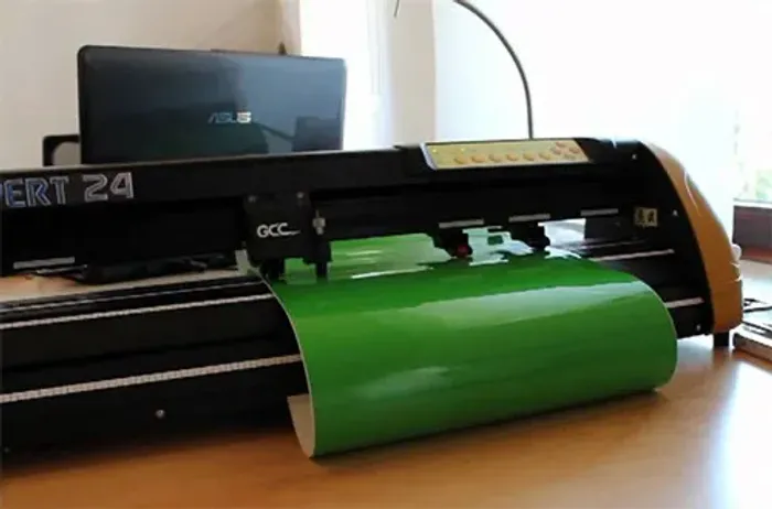 Plotter de recorte eletrônico