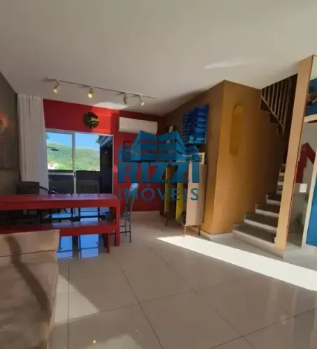 Casa Triplex de 4 dormitórios com piscina e espaço gourmet na Freguesia, Jacarepaguá