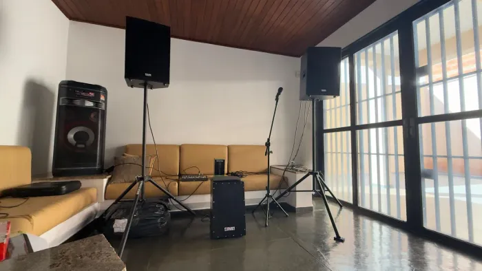 Caixas de som profissional, ideal para igrejas e eventos!!