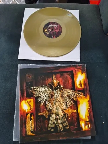 ?[EDITION DOURADA + POSTER] Satyricon - Nemesis Divina (Gold Vinyl Gatefold LP)