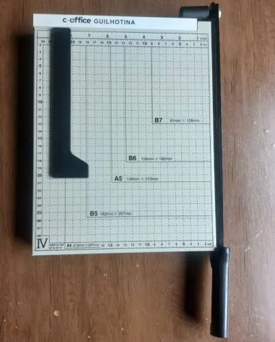 Guilhotina Facão de Papel