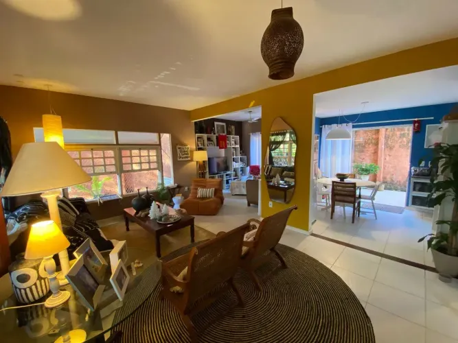 Casa Aconchegante, com terreno nos fundos, no Condomínio Country 2  Maria Paula! Cód: 0560