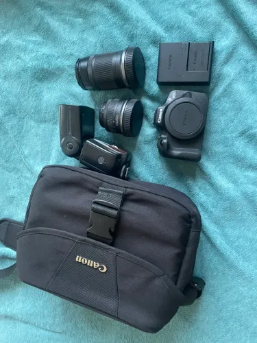Canon R100 com Kit
