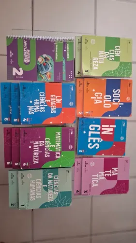 Kit de Livros da SOMOS AMPLIA aspecto de NOVOS! 2° ANO MÉDIO