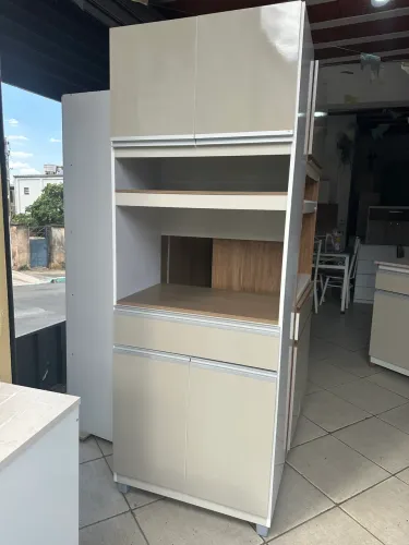 Paneleiro 4 portas 1 gavetas com entrada microondas 2 peça disponível cada peça 599;00