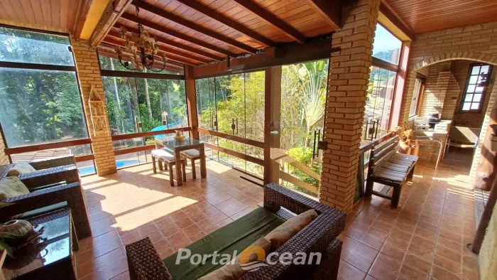 Casa de Condomínio - Extrema - Aceita Permuta - SB2025