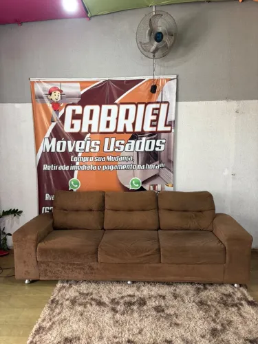 Sofá 3 lugares madeiramento reforçado (entrego)