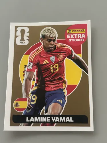 Extra Sticker Gold do Lamine Yamal da coleção oficial Panini Copa do Mundo FIFA 2026.