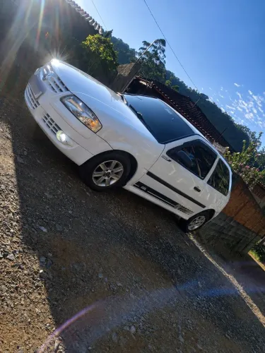Volkswagen Gol Geração IV Trend 1.0 8V MI Total Flex Mec. 2P 2011