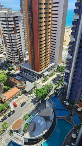 Ed BeachClass, 2 quartos, 2 banho, no Aterro da Praia de Iracema.