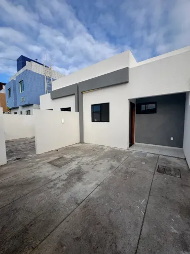 Clau/ casa disponível em Gramame