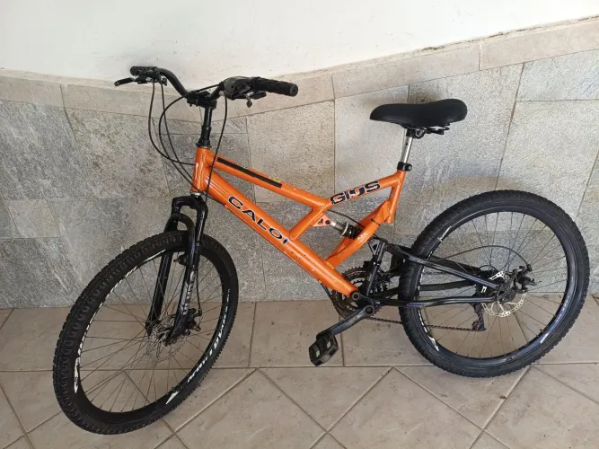 Bicicleta aro 26 com freios a disco rodas v Max suspensão dupla