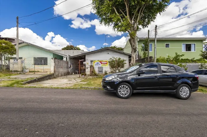 Casa Residencial para Venda no Bairro Cajuru