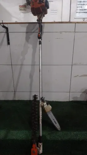 Podadeira e moto poda