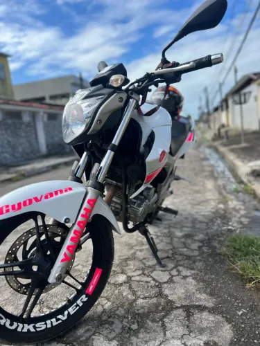 Yamaha Fazer 250