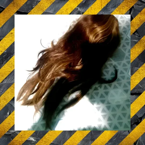 Aplique de cabelo castanho