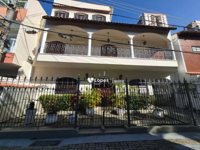 VIVENDAS DA BARRA Casa com 5 quartos, 2suiítes à venda, 284 m² por R$ 2.400.000