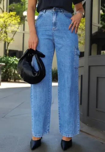 Calça Jeans Feminina Wide Leg Cintura Alta Cargo Pantalona