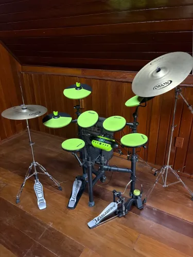Bateria Eletrônica Carlsbro CSD130A by Odery + Pratos Orion