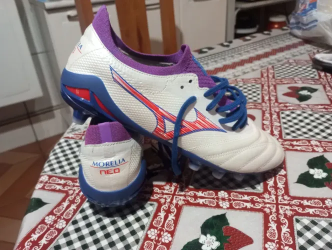 Chuteira Campo Mizuno Neo