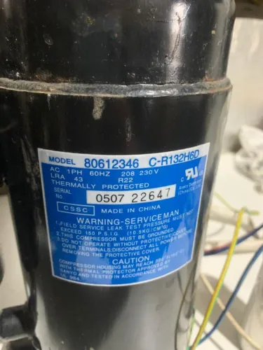 Compressor 18,000 BTUs R22 usado 