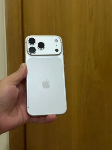 Apple iPhone 17 pro Max