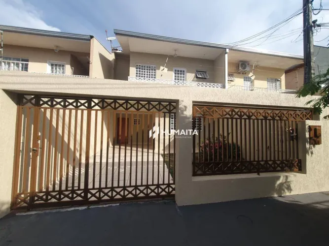 Sobrado com 3 dormitórios para alugar, 140 m² por R$ 2.900,00/mês - Jardim Guararapes - Lo