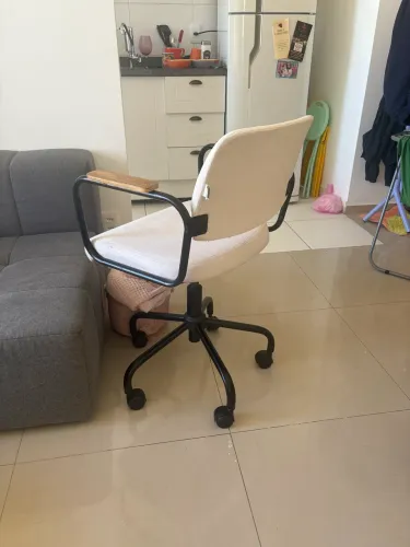 cadeira giratória tok&stok home office