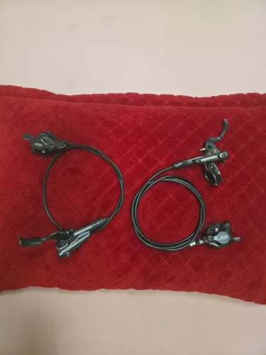 Freios Shimano Deore XT M8100 - Par - Usados